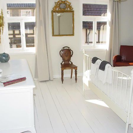 Robert'S Bed & Breakfast Helmarshausen Εξωτερικό φωτογραφία