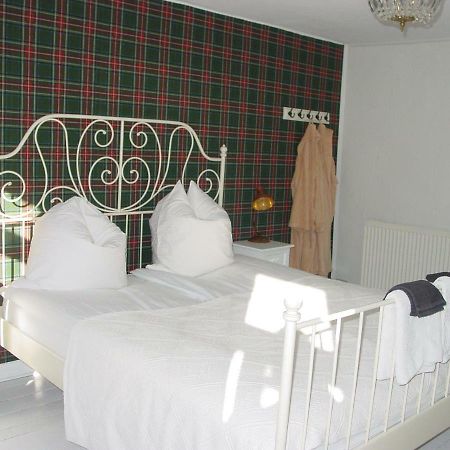 Robert'S Bed & Breakfast Helmarshausen Εξωτερικό φωτογραφία