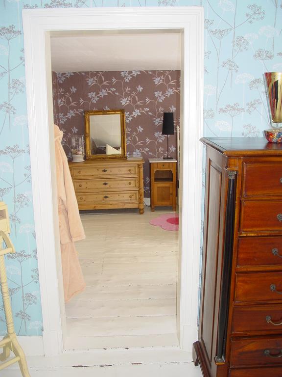 Robert'S Bed & Breakfast Helmarshausen Εξωτερικό φωτογραφία