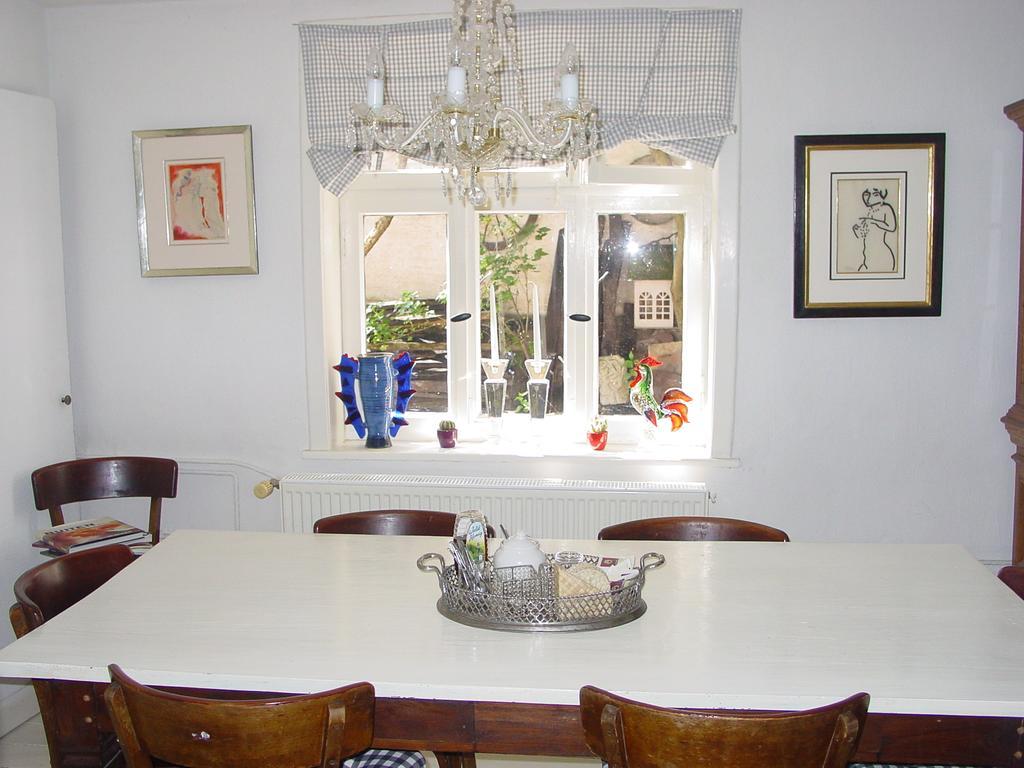 Robert'S Bed & Breakfast Helmarshausen Εξωτερικό φωτογραφία
