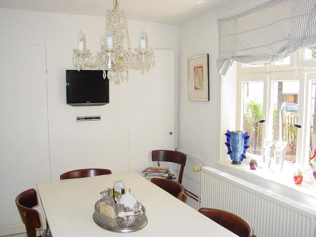 Robert'S Bed & Breakfast Helmarshausen Εξωτερικό φωτογραφία