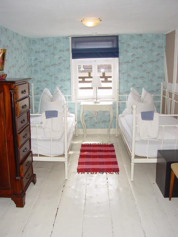 Robert'S Bed & Breakfast Helmarshausen Εξωτερικό φωτογραφία