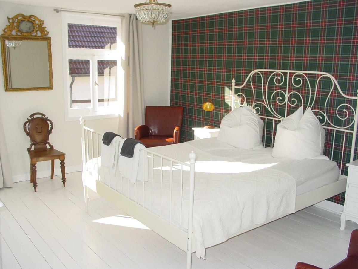 Robert'S Bed & Breakfast Helmarshausen Εξωτερικό φωτογραφία